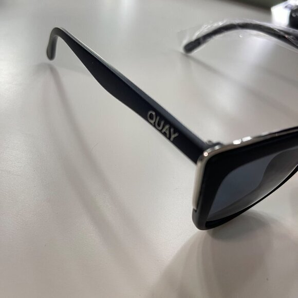 Quay Australia NWT Black Silver Accent My Girl Cat Eye Sunglasses & Case - Picture 5 of 7
